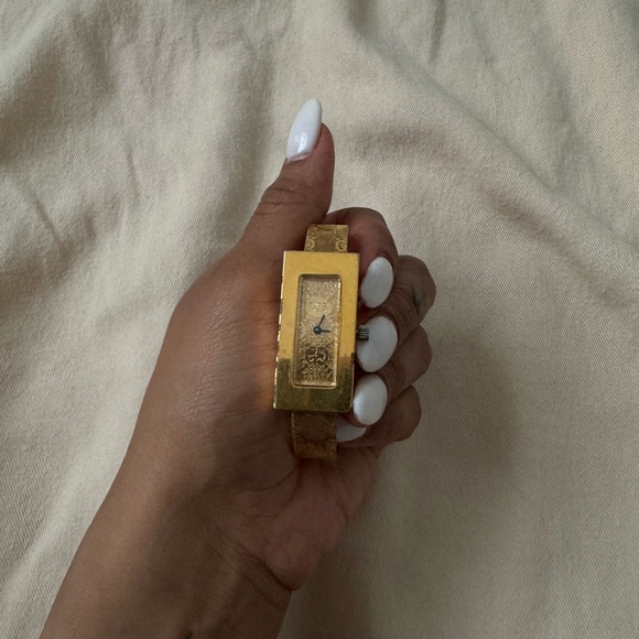 Gucci watch - Picture 15 of 15